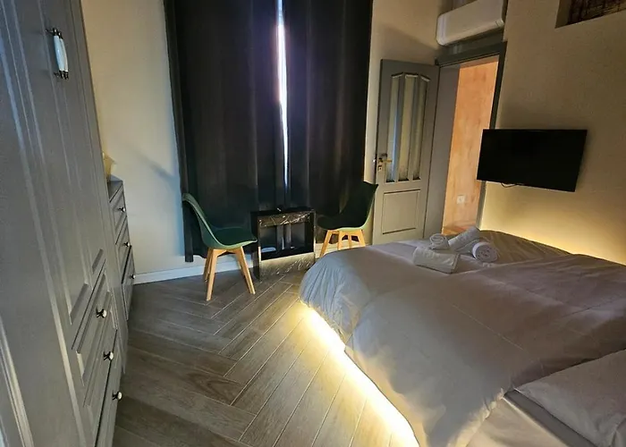 Apartamento Myslym Shyri Str *